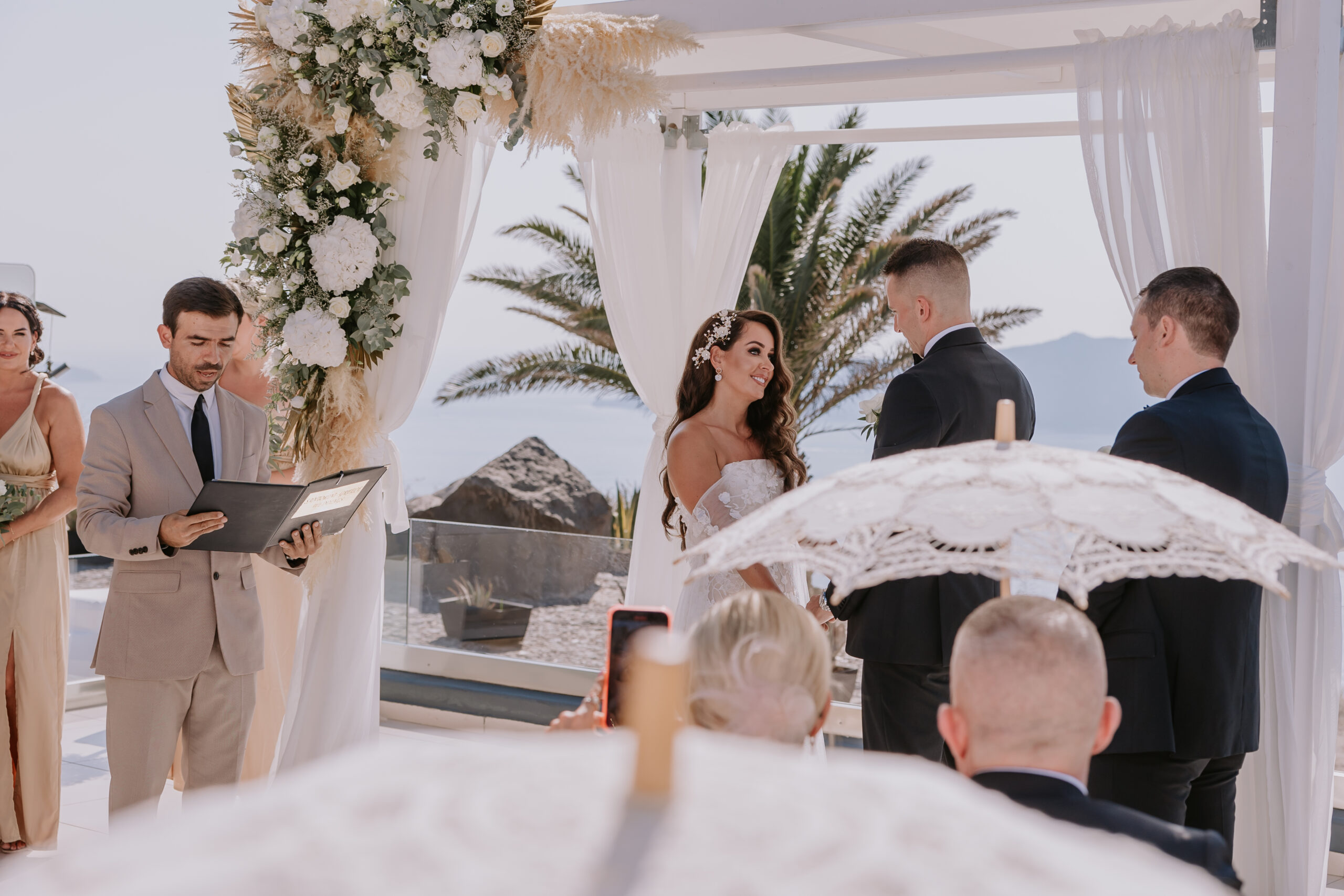 Santorini destination wedding ceremony at Le Ciel